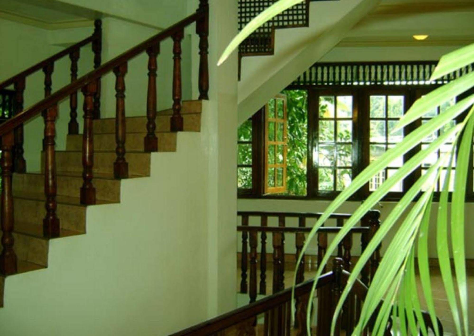 Palm Garden Home Stay Deiyannewela Exterior foto